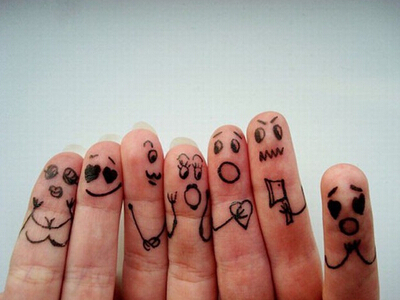 配图片的朋友说说：什么是好朋友？有人说，那是地球上翻版的自己2