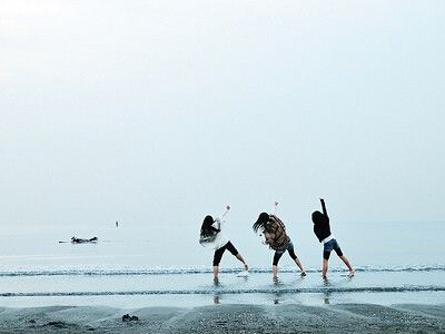 配图片的朋友说说：什么是好朋友？有人说，那是地球上翻版的自己14