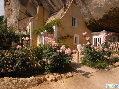文艺唯美简短说说大全带图片 适合女孩子发的唯美说说配图8