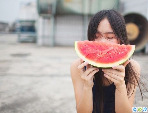 甜蜜情侣的恋爱爱情说说带图片 我相信星星会说话石头会开花10