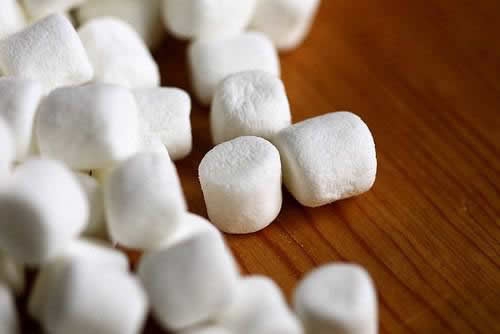 优美说说唯美的句子配图：海底月是天上月，只是镜花水月8