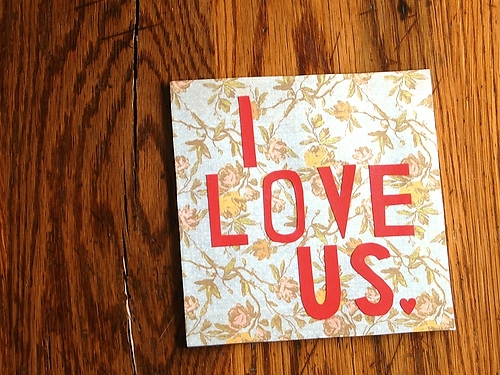 适合喜欢一个人时发的甜蜜爱情说说带图片  有你有我有吃的就又是美好的一天2