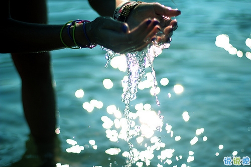 2019下雨天伤感心情说说带图片 忍不住伤心流泪的说说合集12