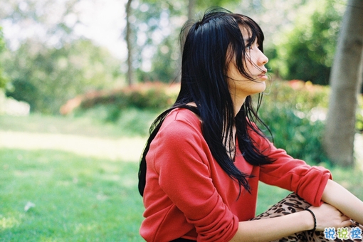 恋爱中只有自己知道的小情绪句子带图片 我见过银河但我仍只爱你这一颗星1