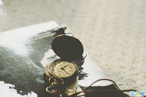 最新适合毕业季发的说说带图片 时光不老我们不散2