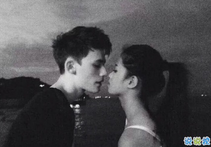 朋友圈情人节说说配图2019 我喜欢这世界也喜欢你13