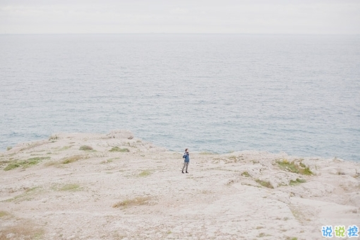 一颗心已经伤痕累累的爱情说说 不敢再相信爱情的悲伤说说20195