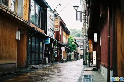 那些和青春夏天有关的唯美简单小清新图片句子 阳光倾落风雨都不舍9
