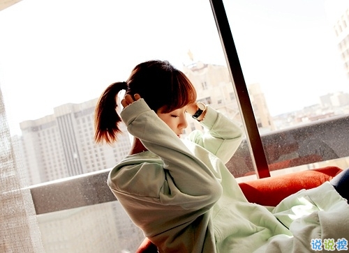 打动人心的一段话爱情说说配图 14条很经典的爱情长说说6